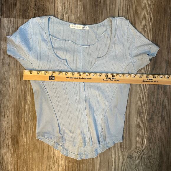 Altar'd State Baby Blue Crop Fitted Short Sleeve Blouse Womens Size Small Summer - Picture 4 of 8